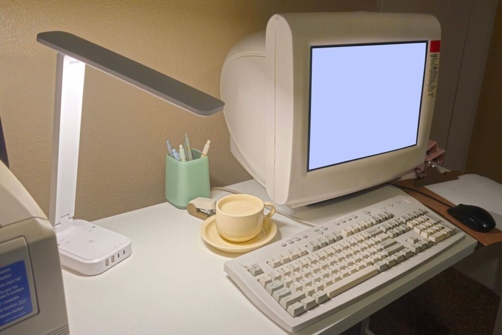 Melhor Luminária de Mesa de 2026: Top 3 para Home Office e Estudo